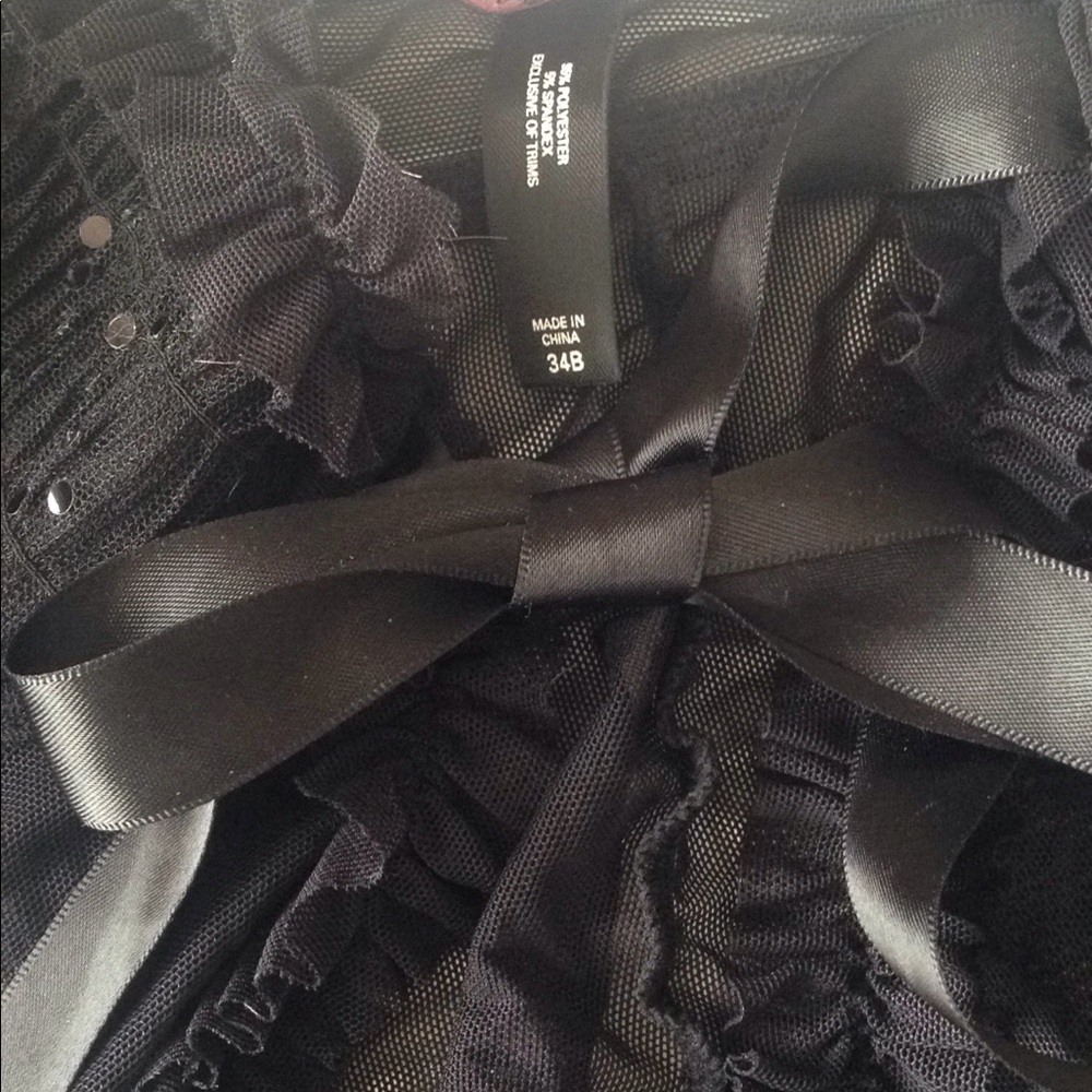 Sexy little things from Victoria Secret Lingerie๐ - Picture 2 of 6